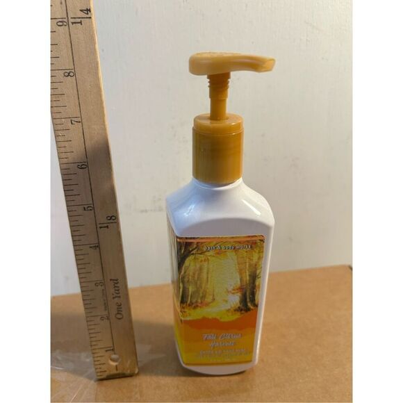 Bath and Body Fall Citrus Harvest gel hand soap - Picture 2 of 3